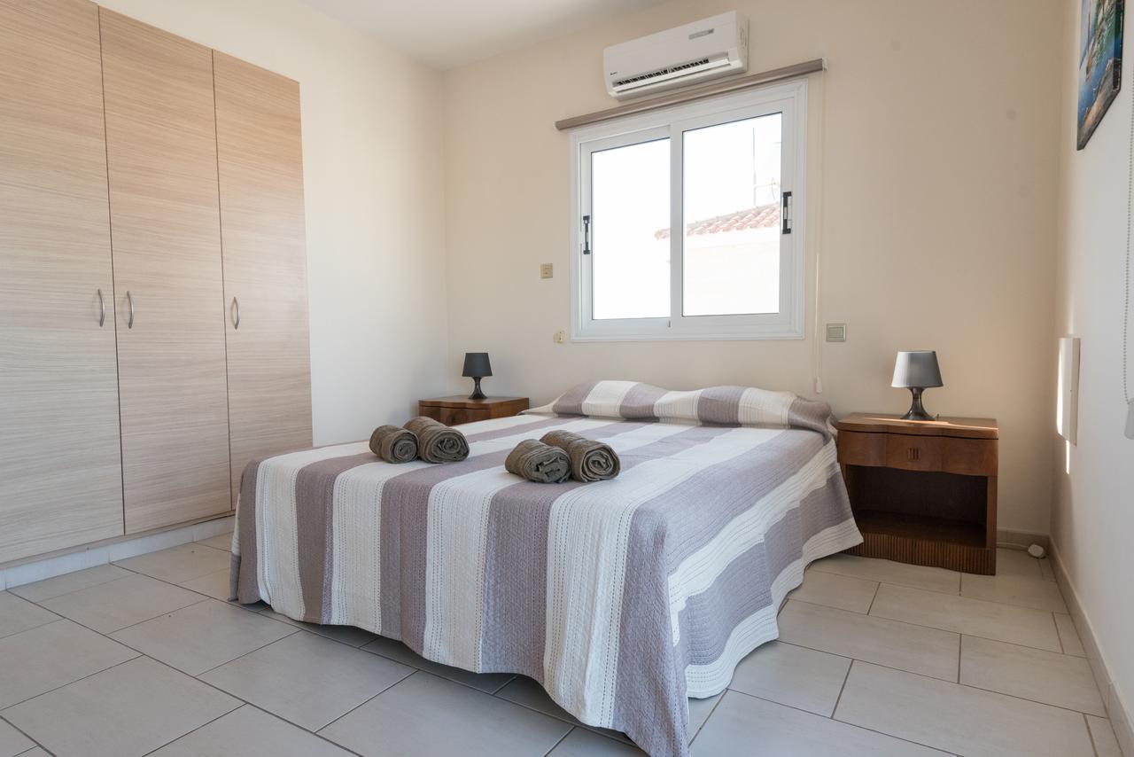 Villa Valmare Ayia Napa Exteriör bild