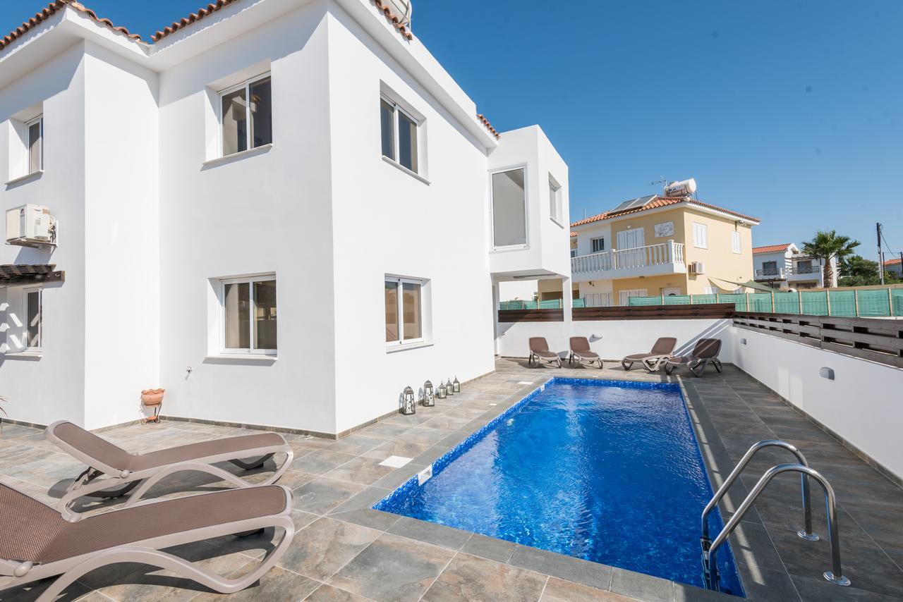 Villa Valmare Ayia Napa Exteriör bild